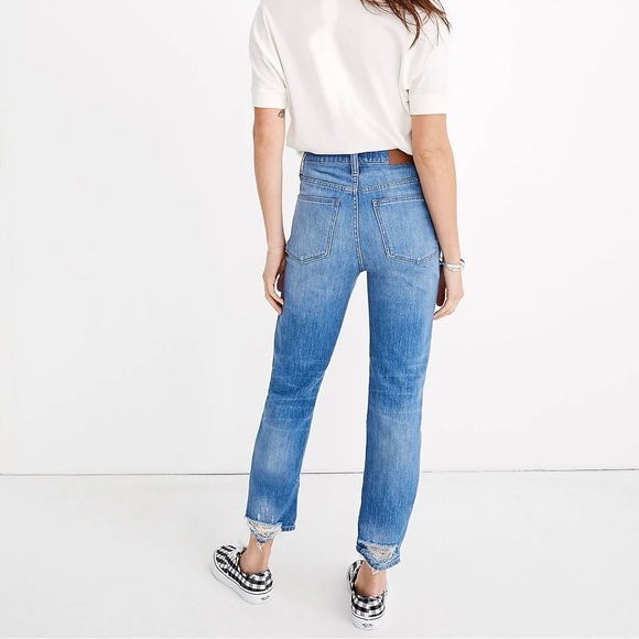 Madewell Classic Straight Jeans in Novello Wash - Picture 2 of 9
